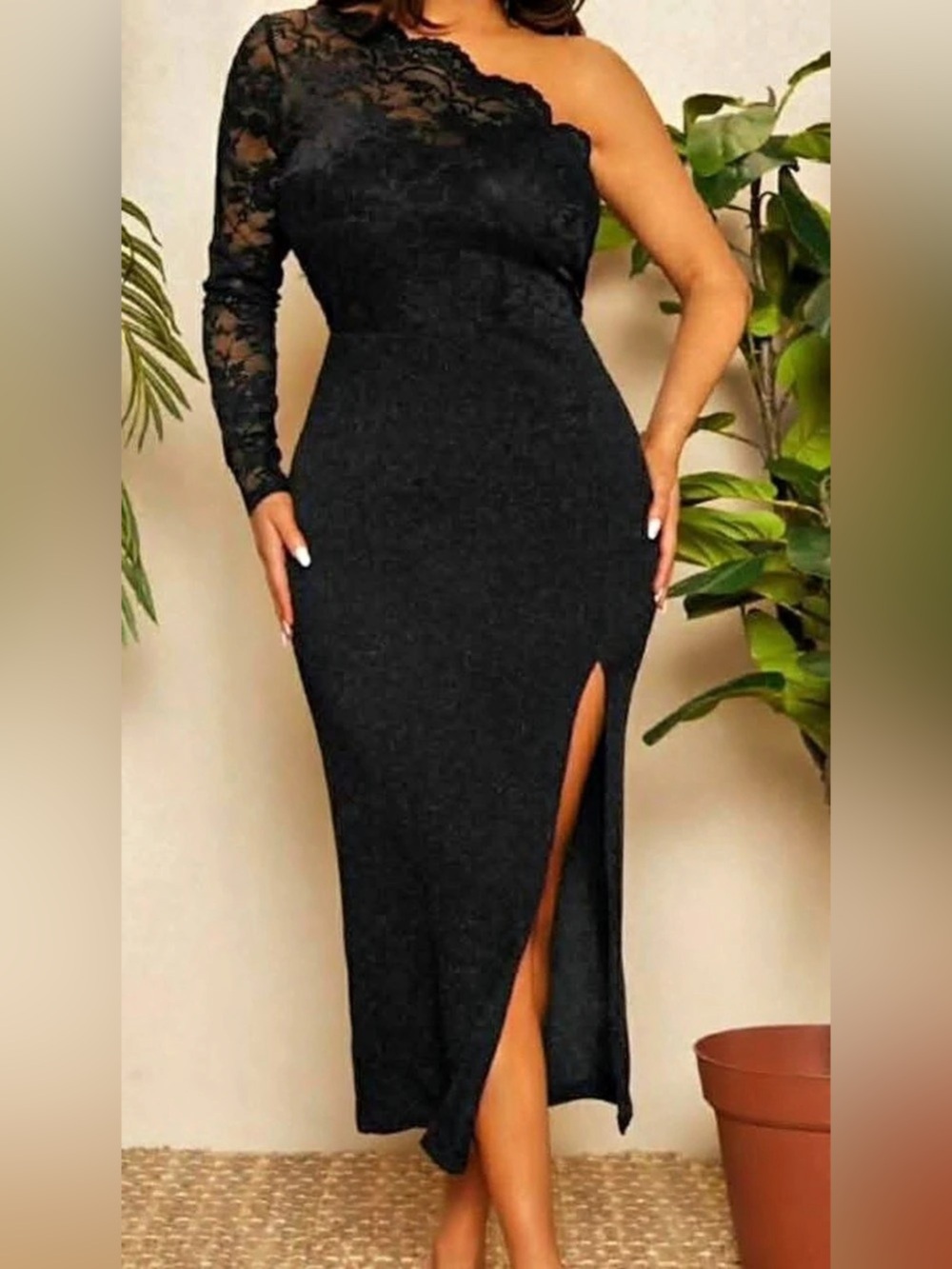 Black Contrast Lace Oblique Shoulder Long Sleeve Side Slit Fitted